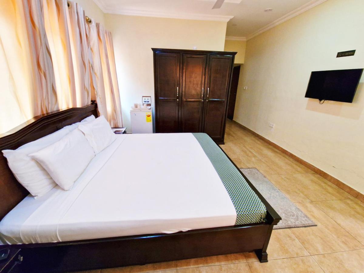 Cactus Creek Hotel Aburi Exterior foto