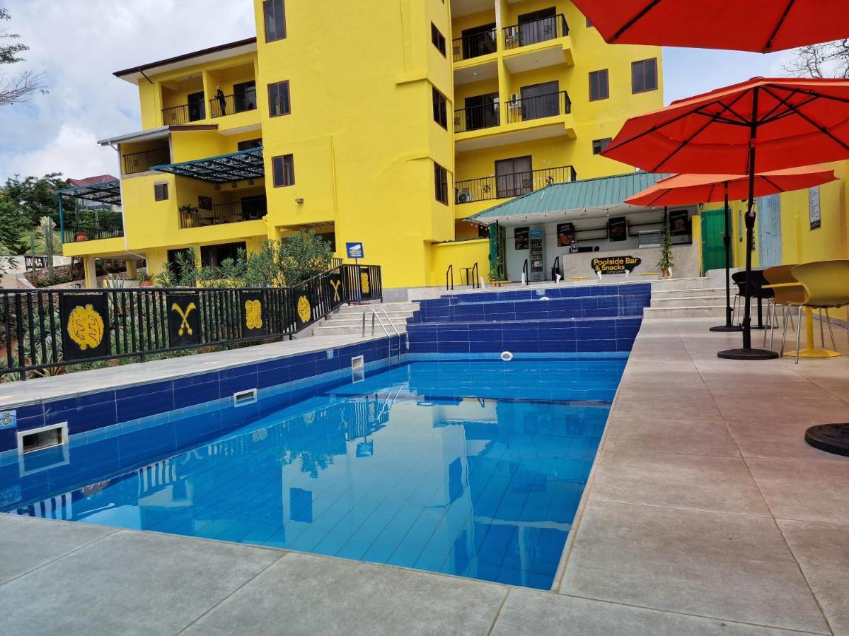 Cactus Creek Hotel Aburi Exterior foto